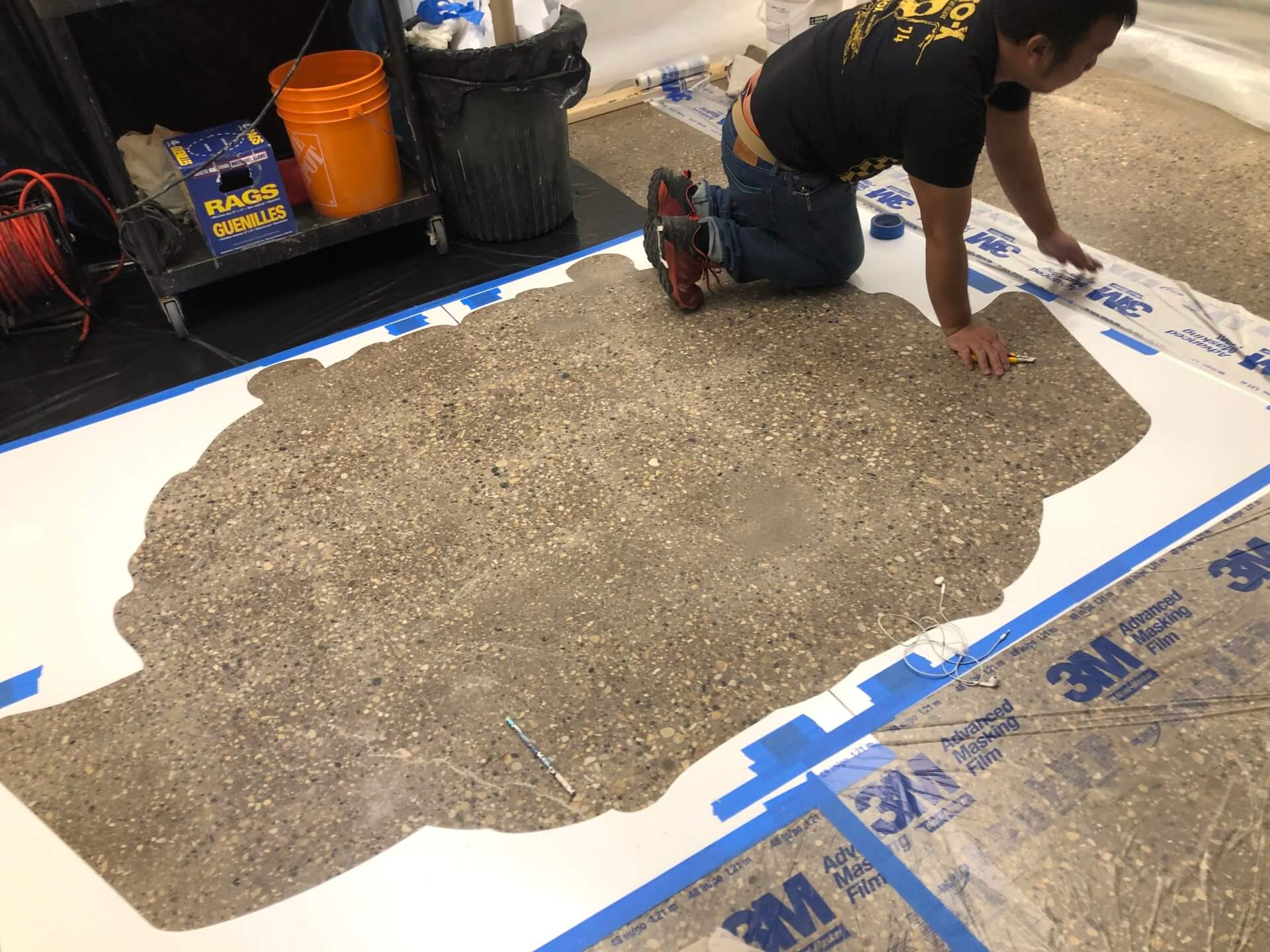 Job30 1 Logo Floor Before